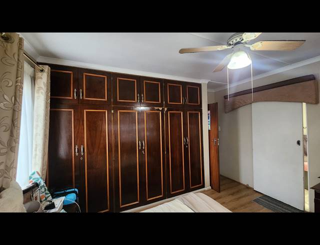 5 BEDROOM FREESTANDING FOR SALE IN ALLANDALE